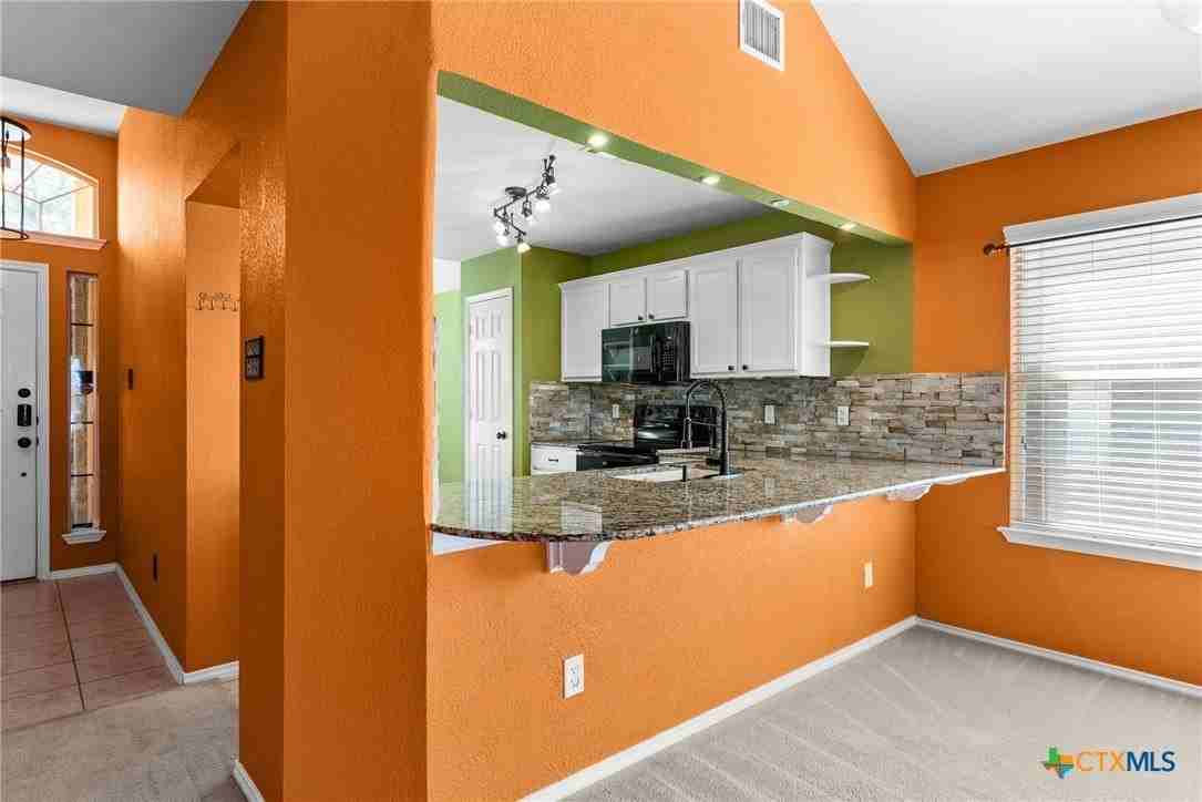 6303 Blayney Dr - Photo 4 of 19