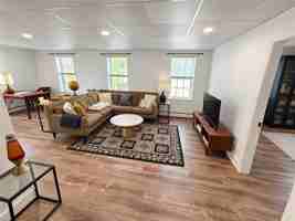 featured image of 37 Lee Ave #1
