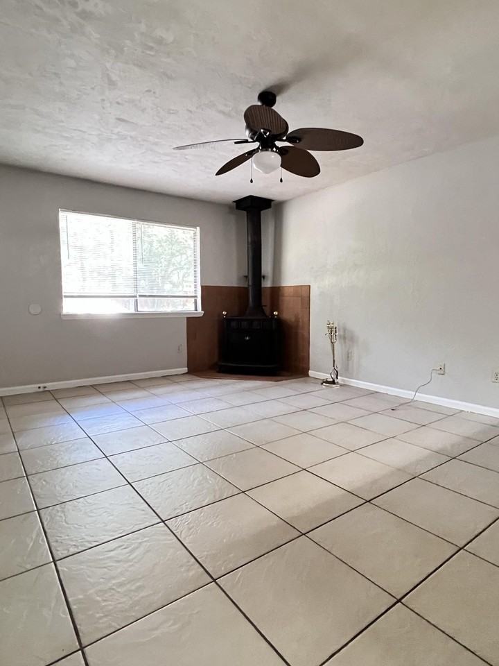 2884 Par Ln #B - Photo 5 of 23
