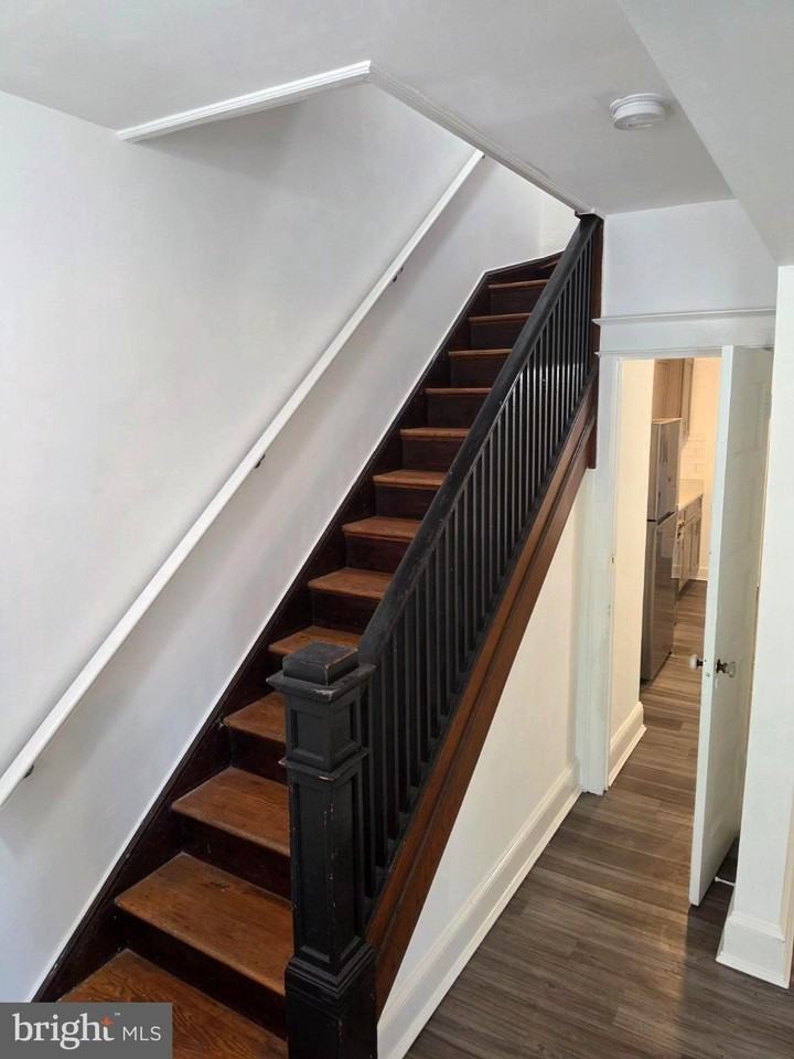 162 T St Ne - Photo 6 of 13