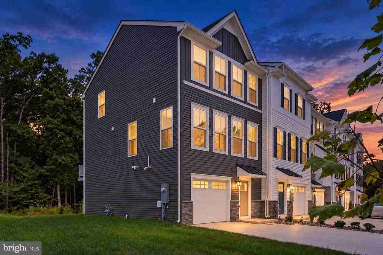1863 Bergerac Ct