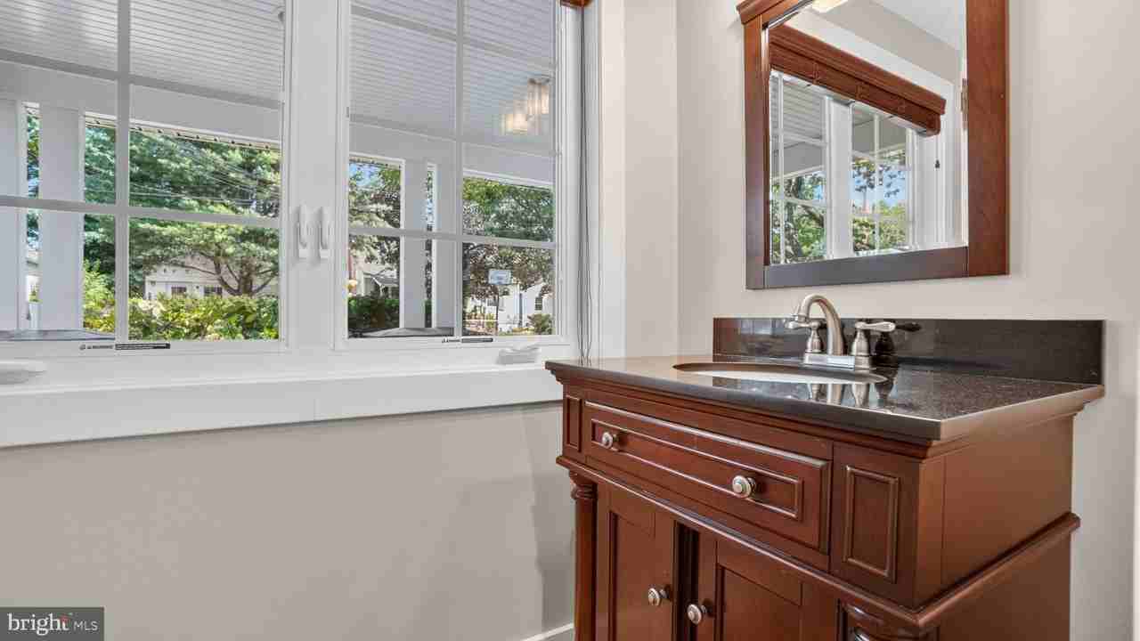 7732 W Shore Rd - Photo 5 of 22