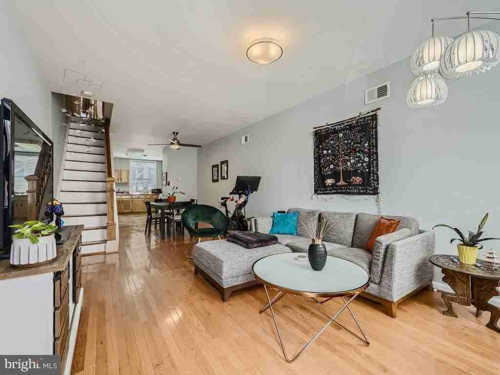 26 S Curley St - Photo 3 of 22