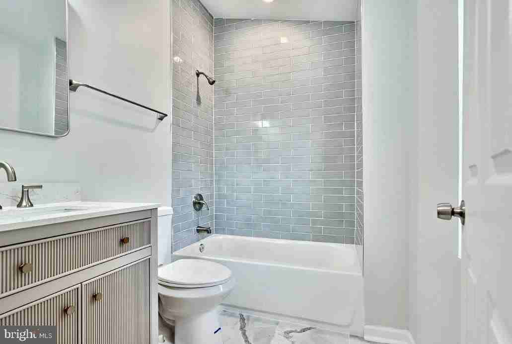 1341 Sargeant St - Photo 6 of 13