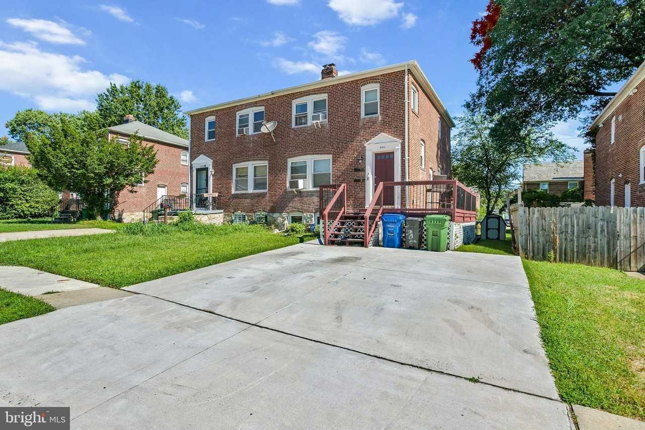 2906 Clearview Ave - Photo 2 of 33