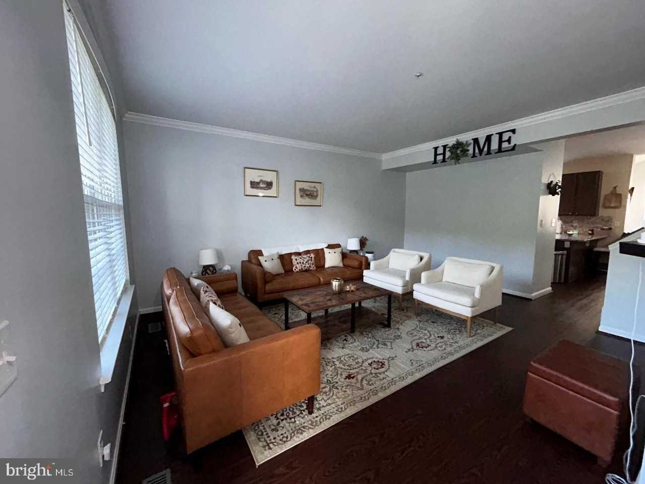 318 Red Haven Ct - Photo 3 of 17