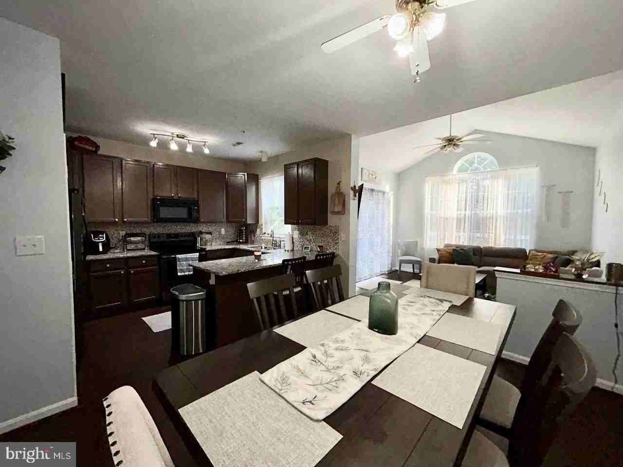 318 Red Haven Ct - Photo 6 of 17