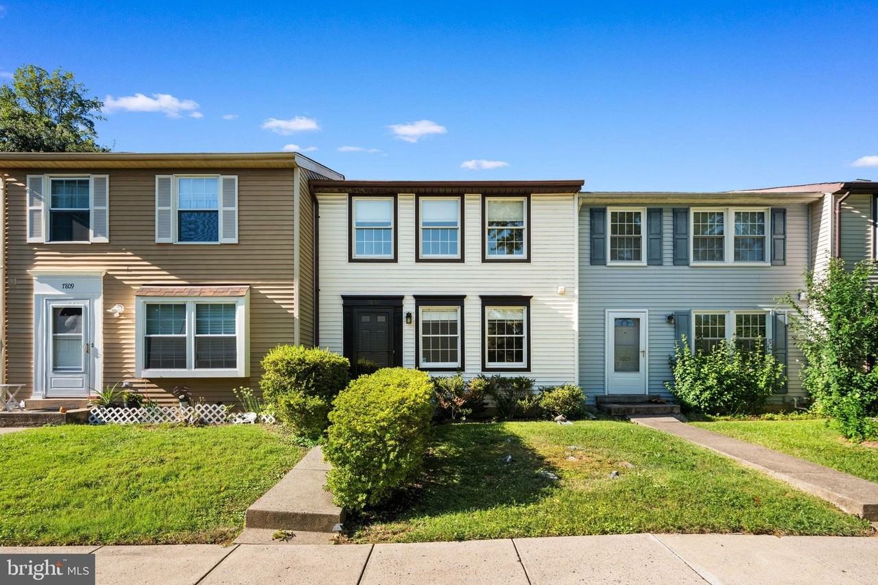 7807 Breezy Down Ter - Photo 2 of 41