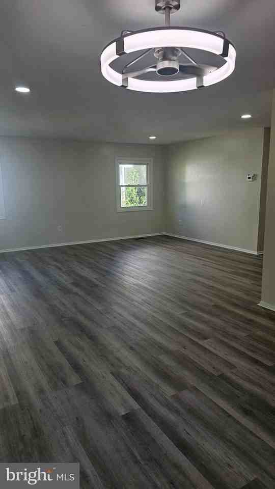 12304 Melling Ln - Photo 6 of 44