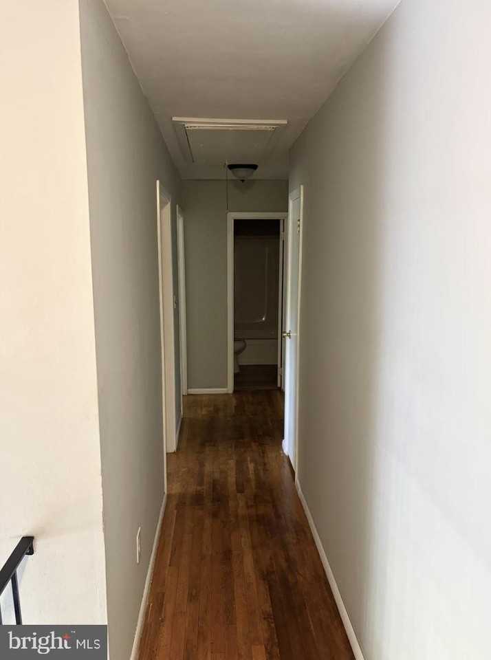 828 Booker Pl - Photo 5 of 35