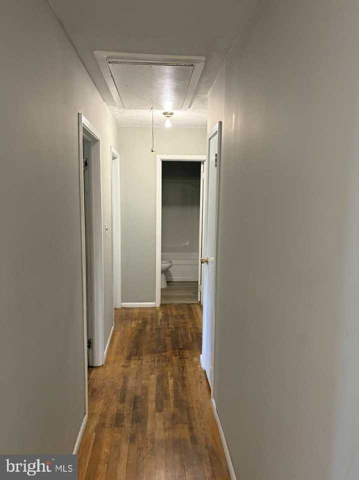 828 Booker Pl - Photo 6 of 35