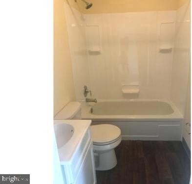 814 Haddon Ave - Photo 5 of 9