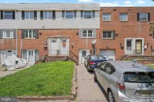featured image of 141 Laureba Ave
