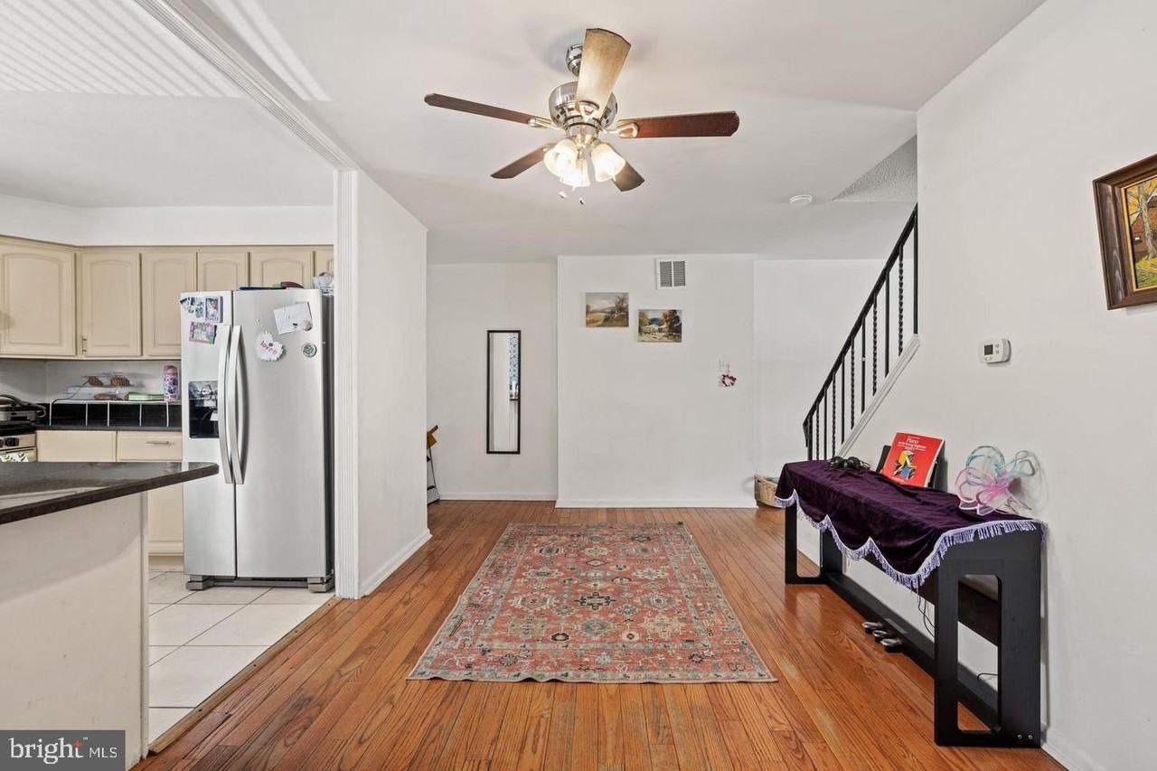 141 Laureba Ave - Photo 3 of 20