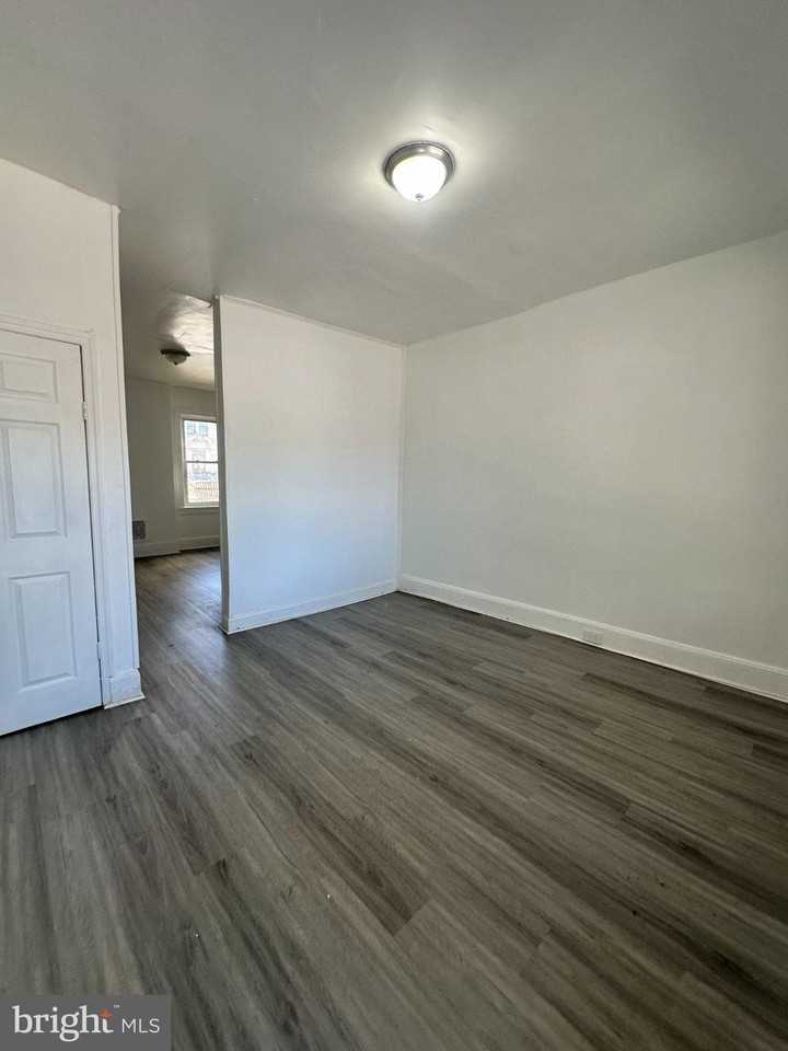 27 Wilkinson Pl - Photo 2 of 12