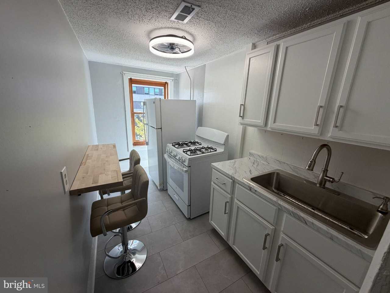 322 S Broad St #3