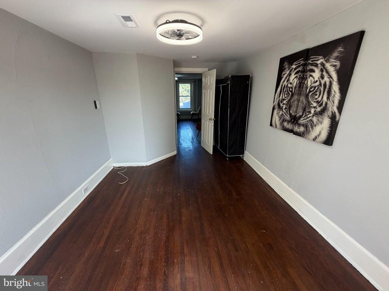 322 S Broad St #3 - Photo 5 of 9
