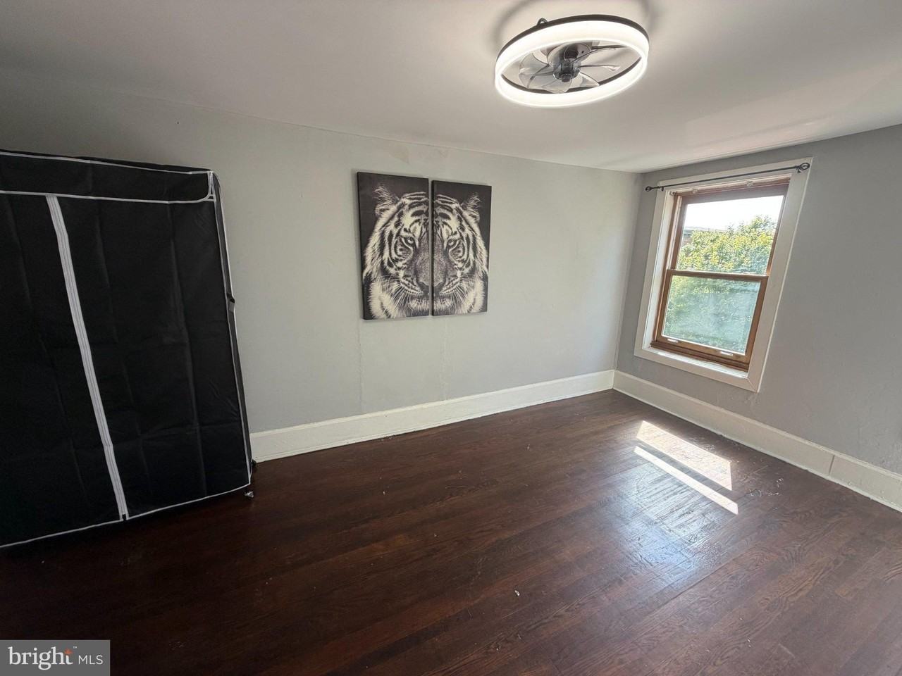 322 S Broad St #3 - Photo 6 of 9