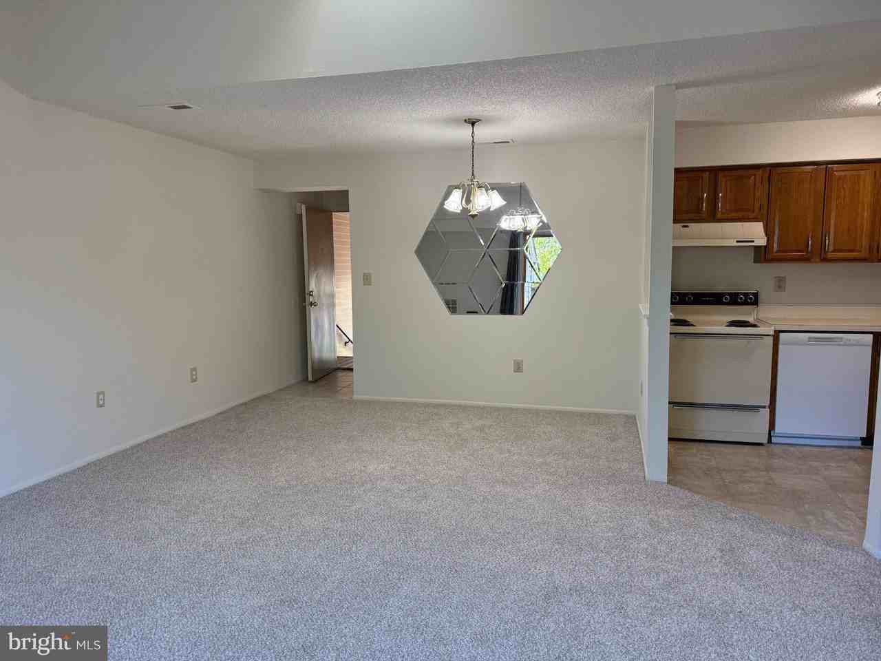 2104 Aspen Dr - Photo 5 of 13