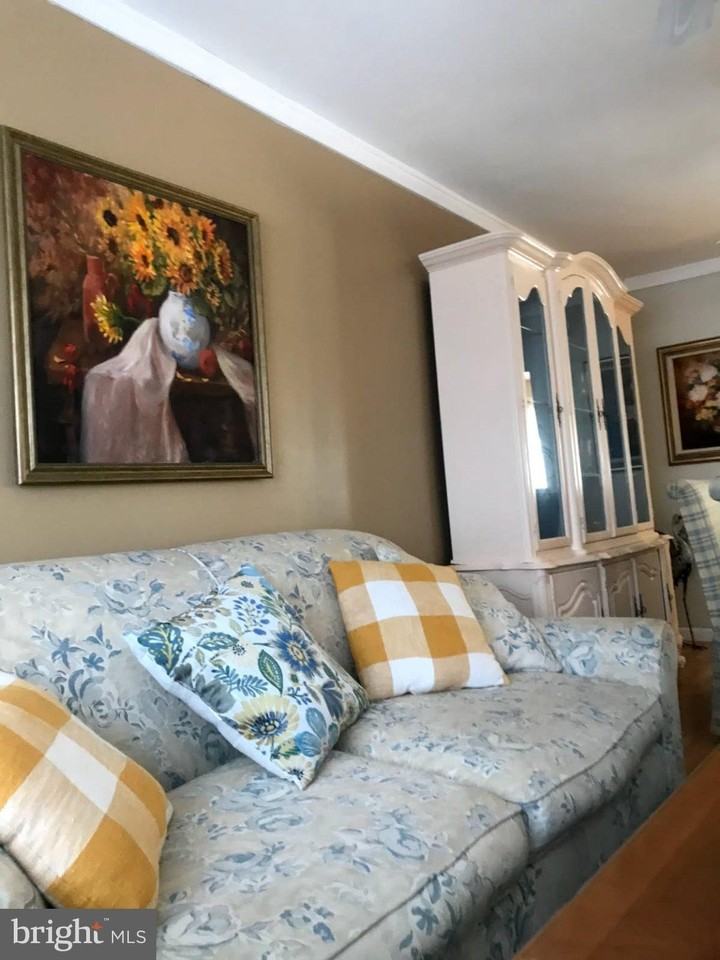 103 Teaberry Ct - Photo 3 of 5