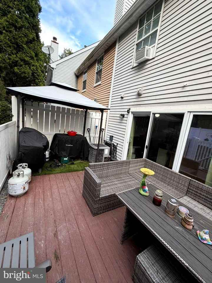 103 Teaberry Ct - Photo 5 of 5