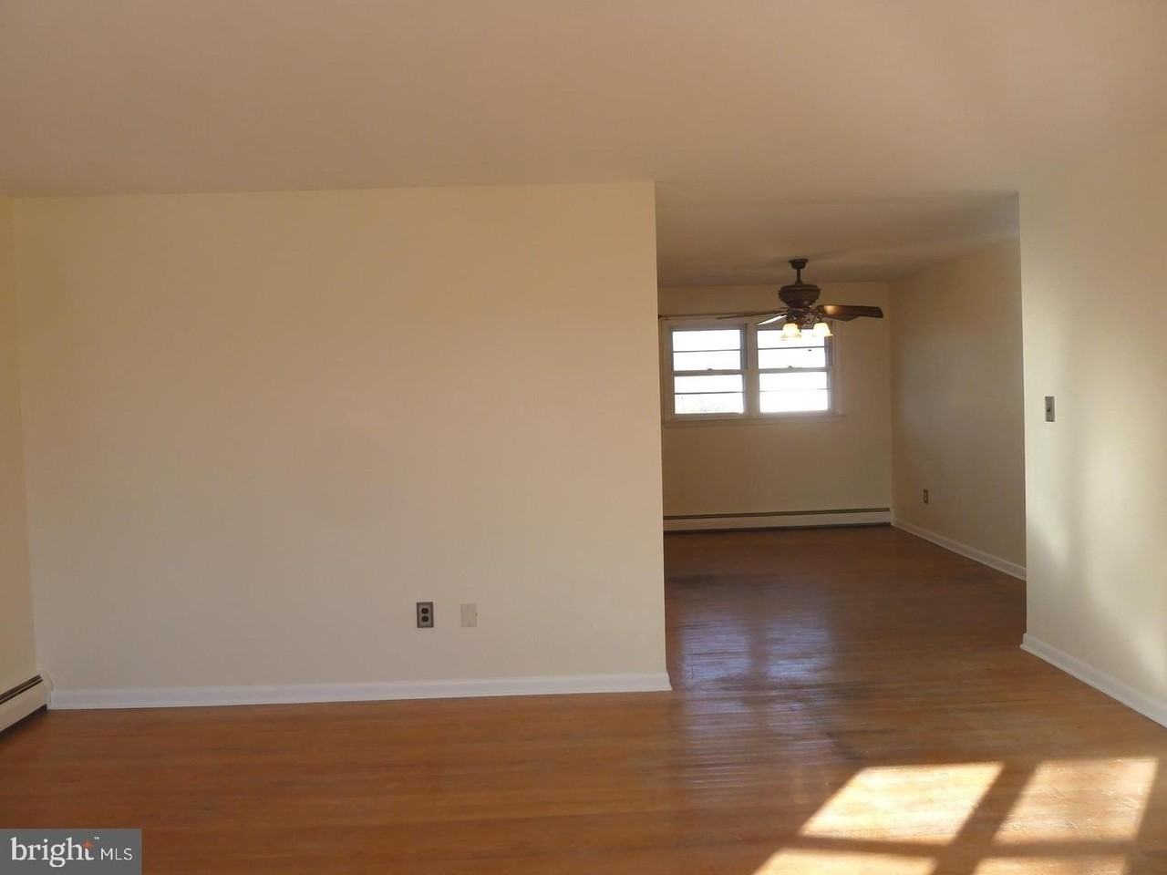 2744 Bedminster Rd - Photo 5 of 21