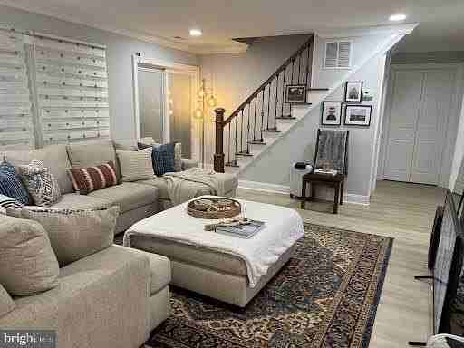 34 Ring Ln - Photo 2 of 22