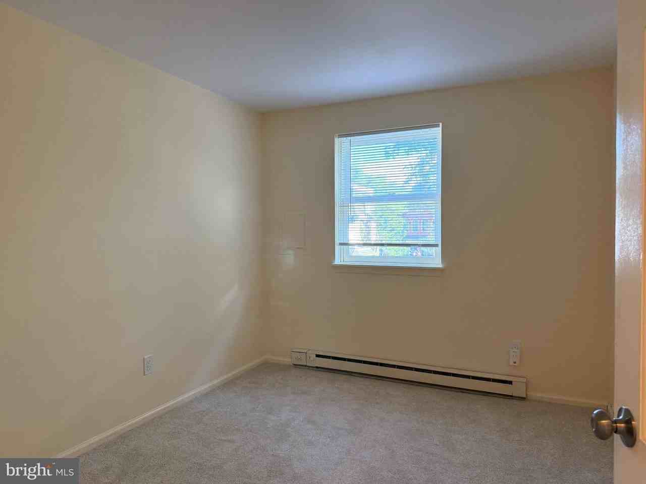 38 E State St #REAR - Photo 3 of 8