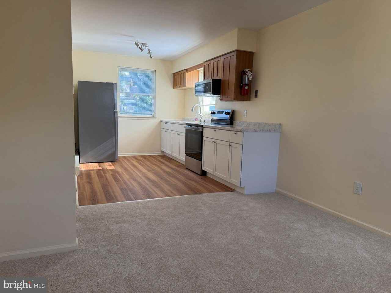 38 E State St #REAR - Photo 7 of 8