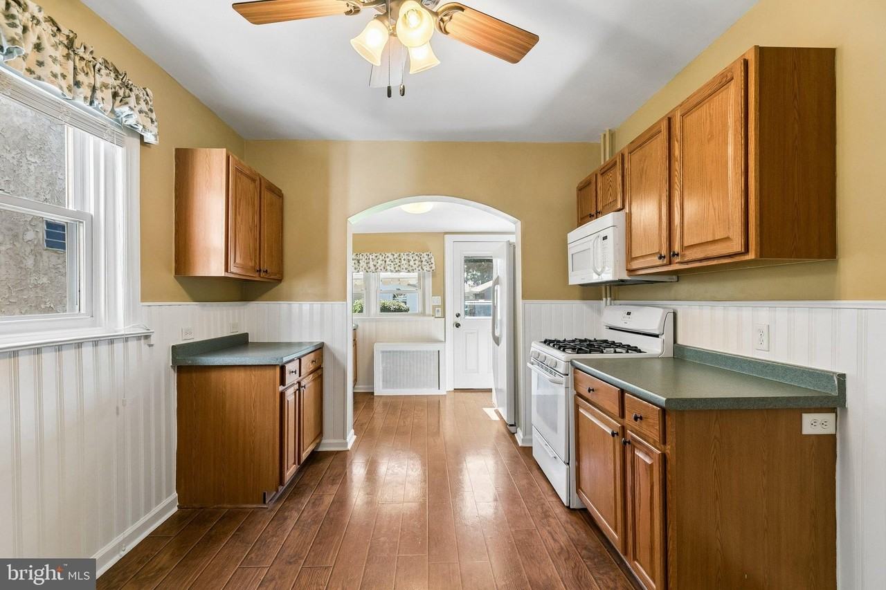 328 W 5th St - Photo 6 of 29