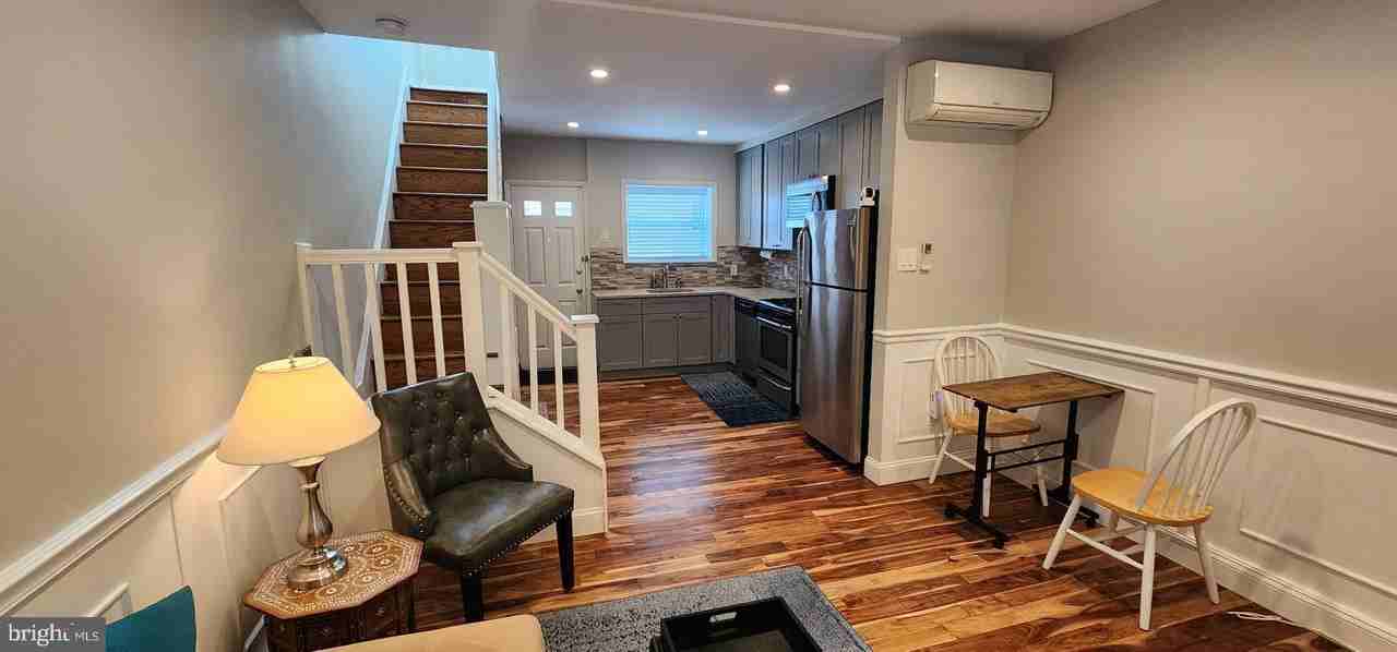714 S Percy St - Photo 4 of 23