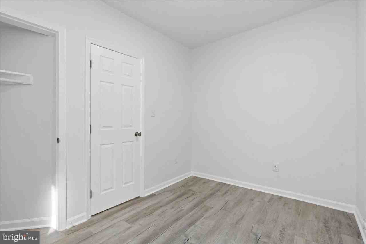 5715 Malcolm St - Photo 6 of 14