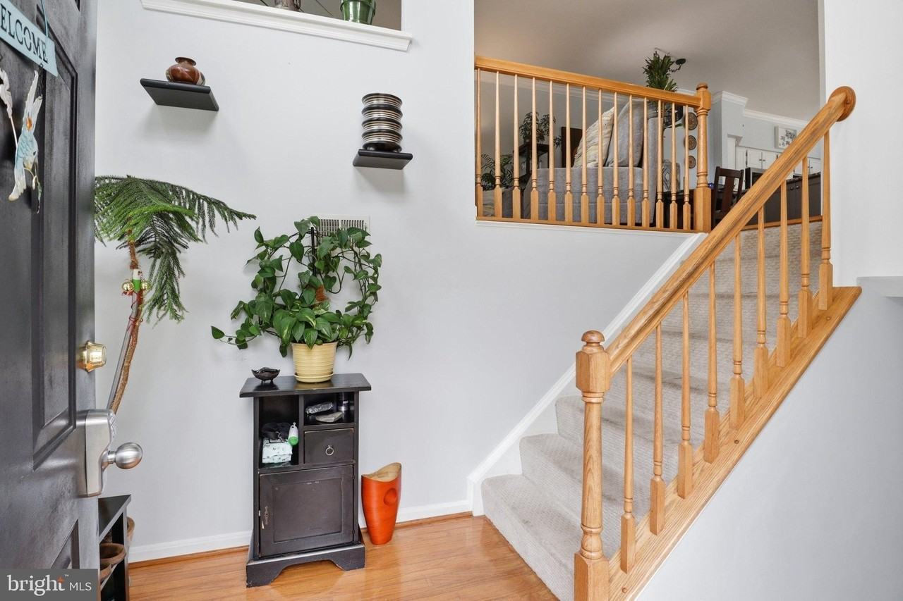 3903 Elbert Ave - Photo 2 of 32