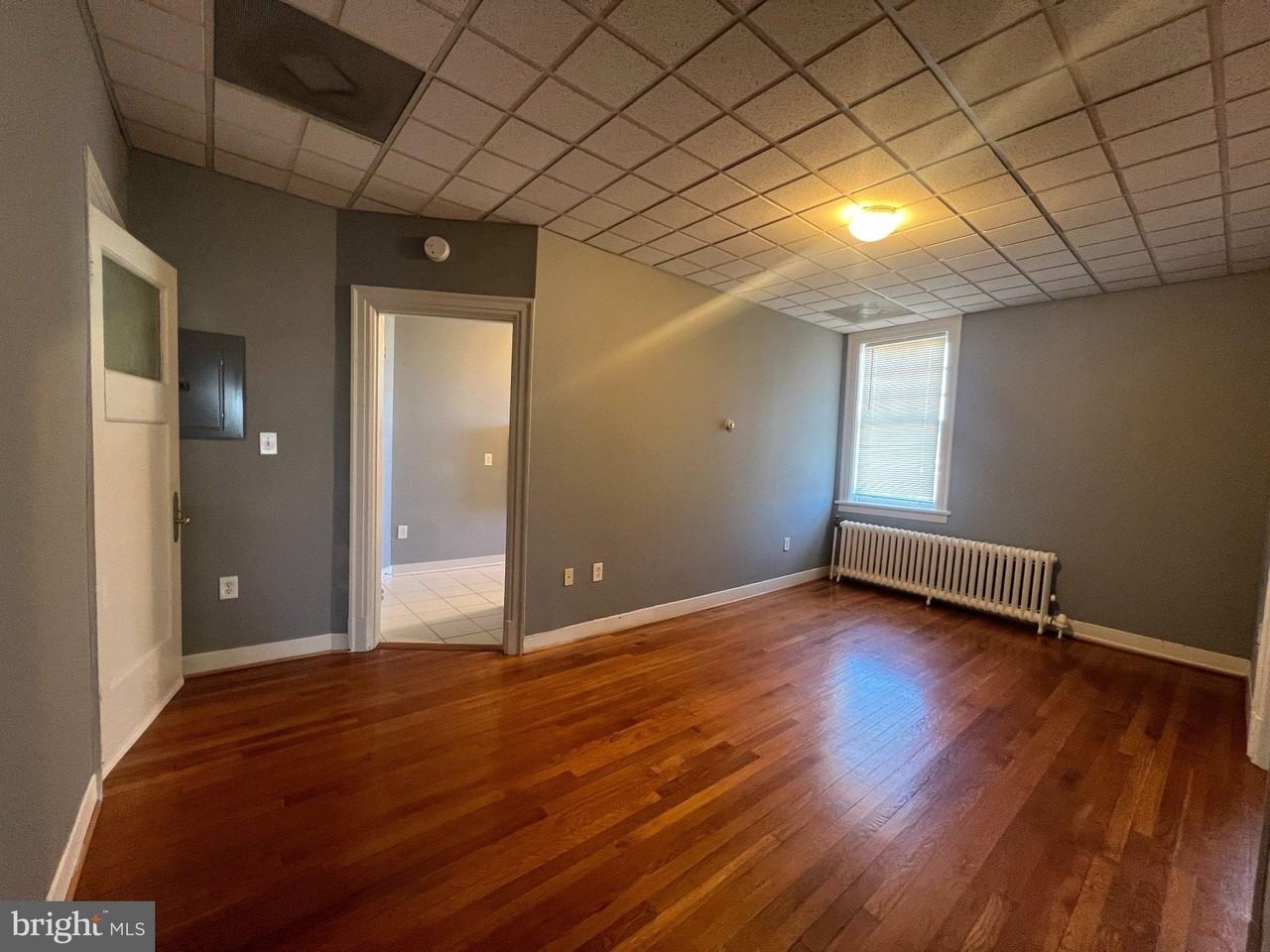 403 William St #1 - Photo 4 of 11