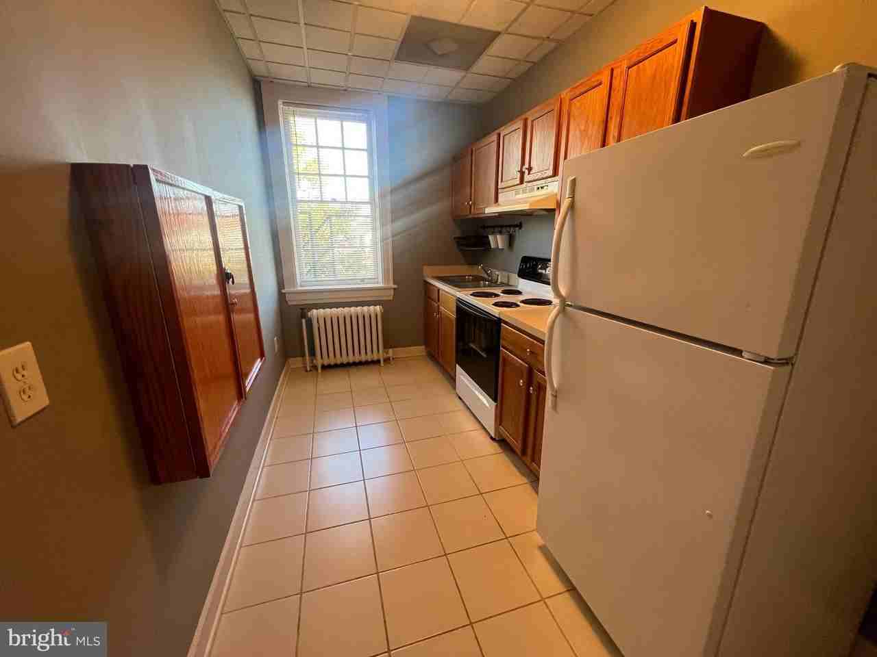 403 William St #1 - Photo 5 of 11
