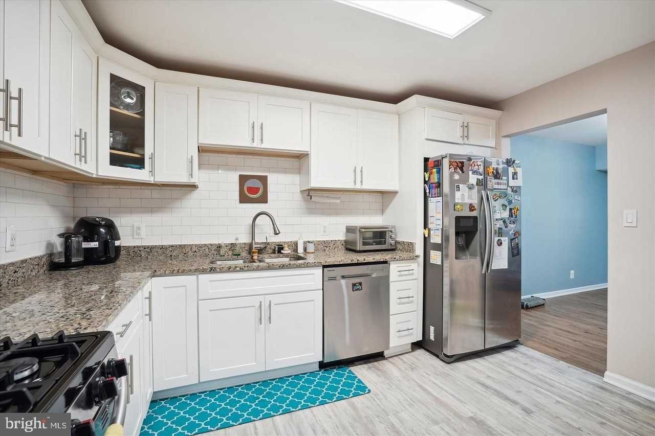 7804 Dassett Ct #104 - Photo 7 of 13
