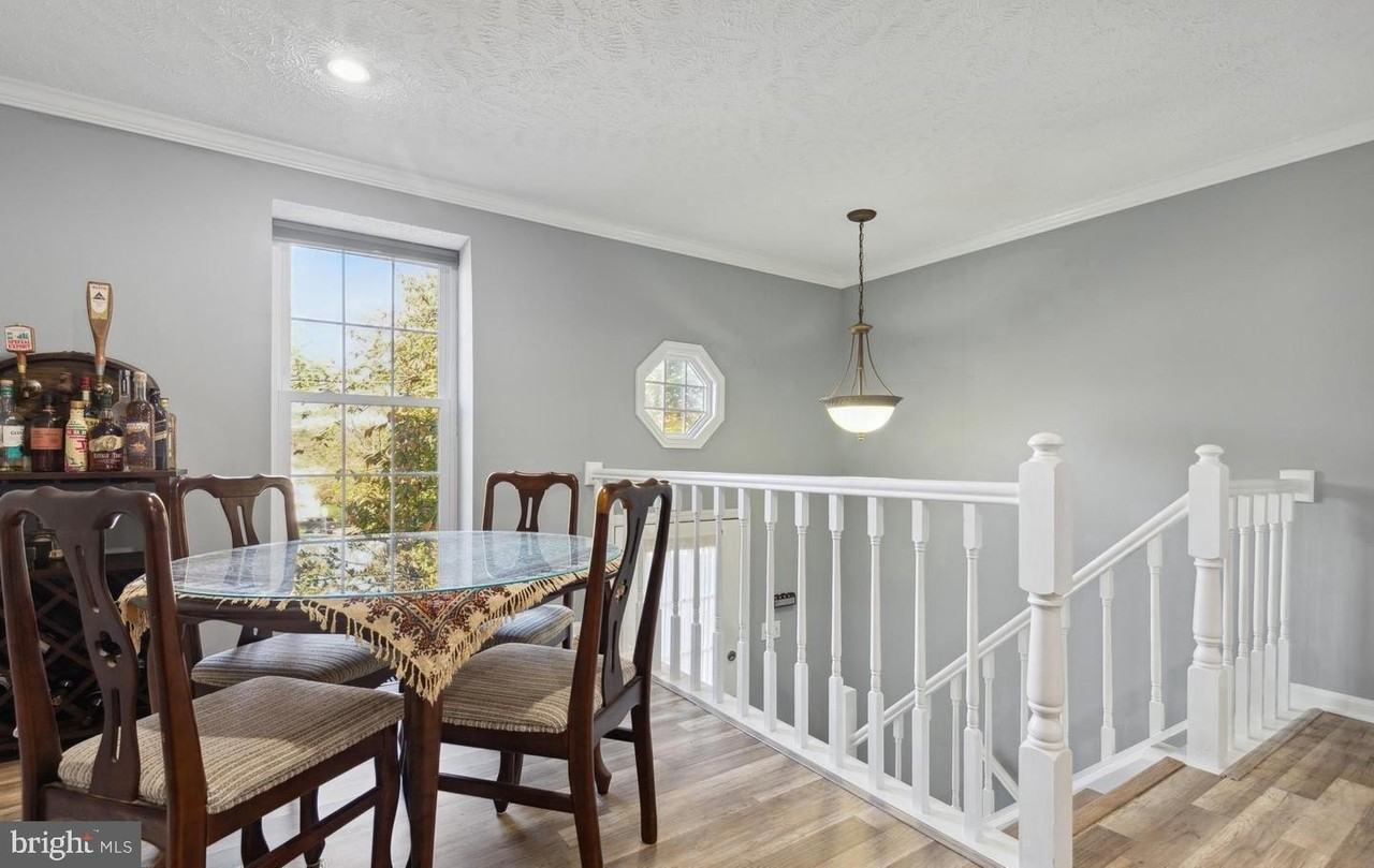 1679 Fieldthorn Dr - Photo 3 of 20