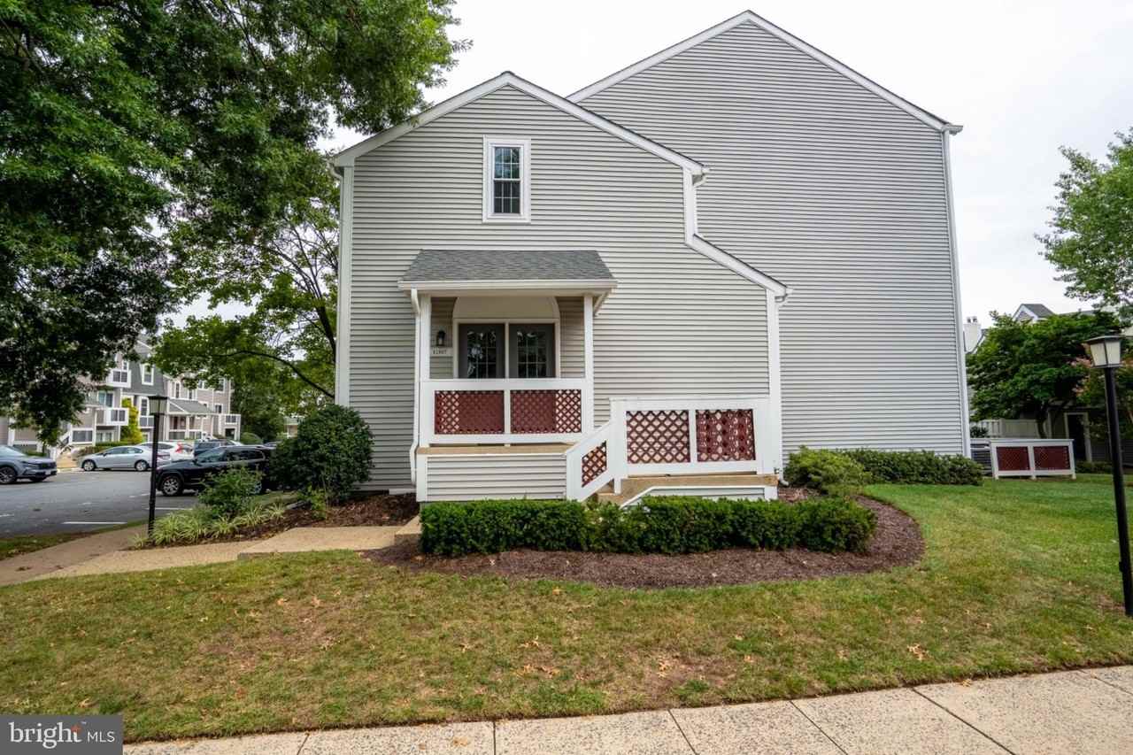 12887 Grays Pointe Rd #12887A - Photo 2 of 27