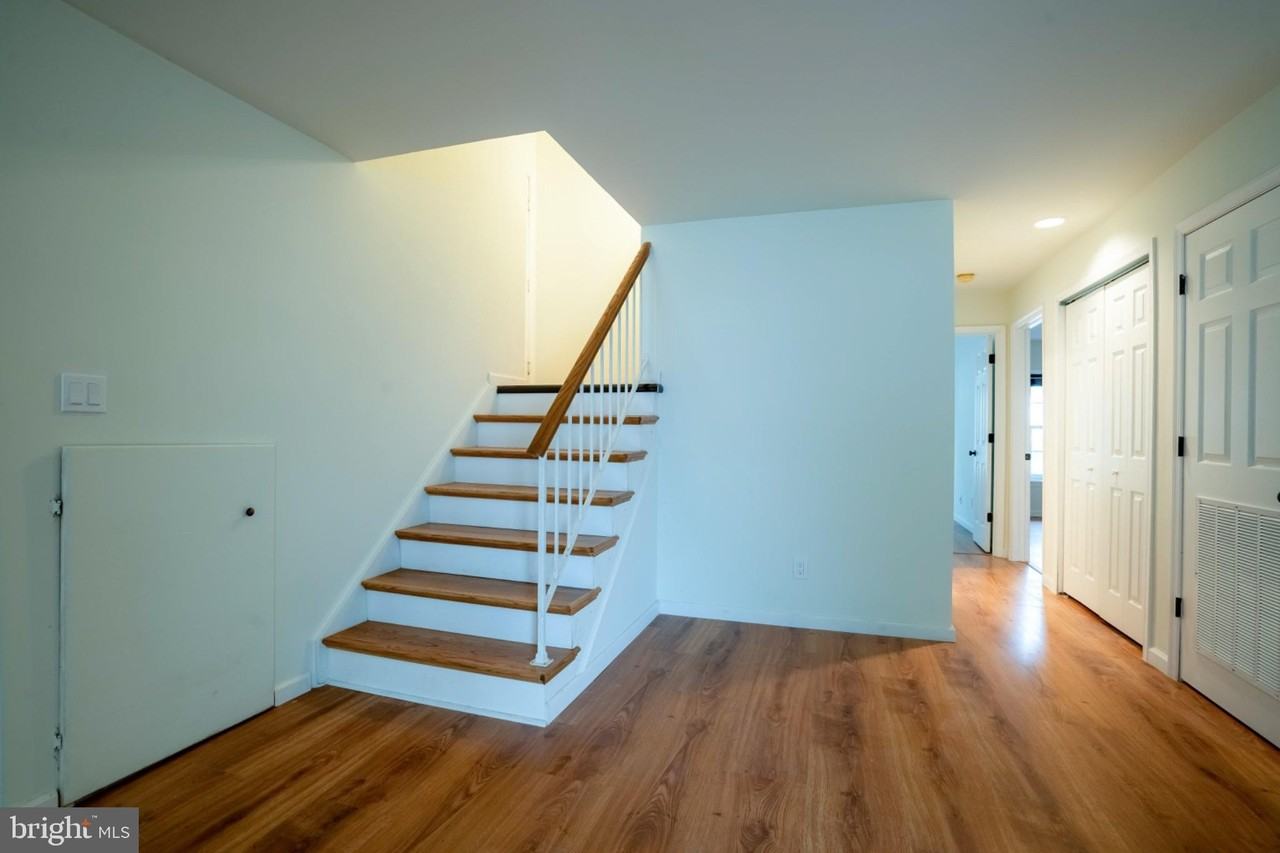 12887 Grays Pointe Rd #12887A - Photo 5 of 27