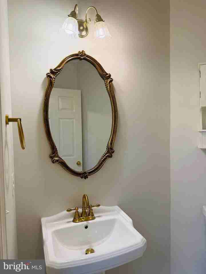 25352 Herring Creek Dr - Photo 7 of 44