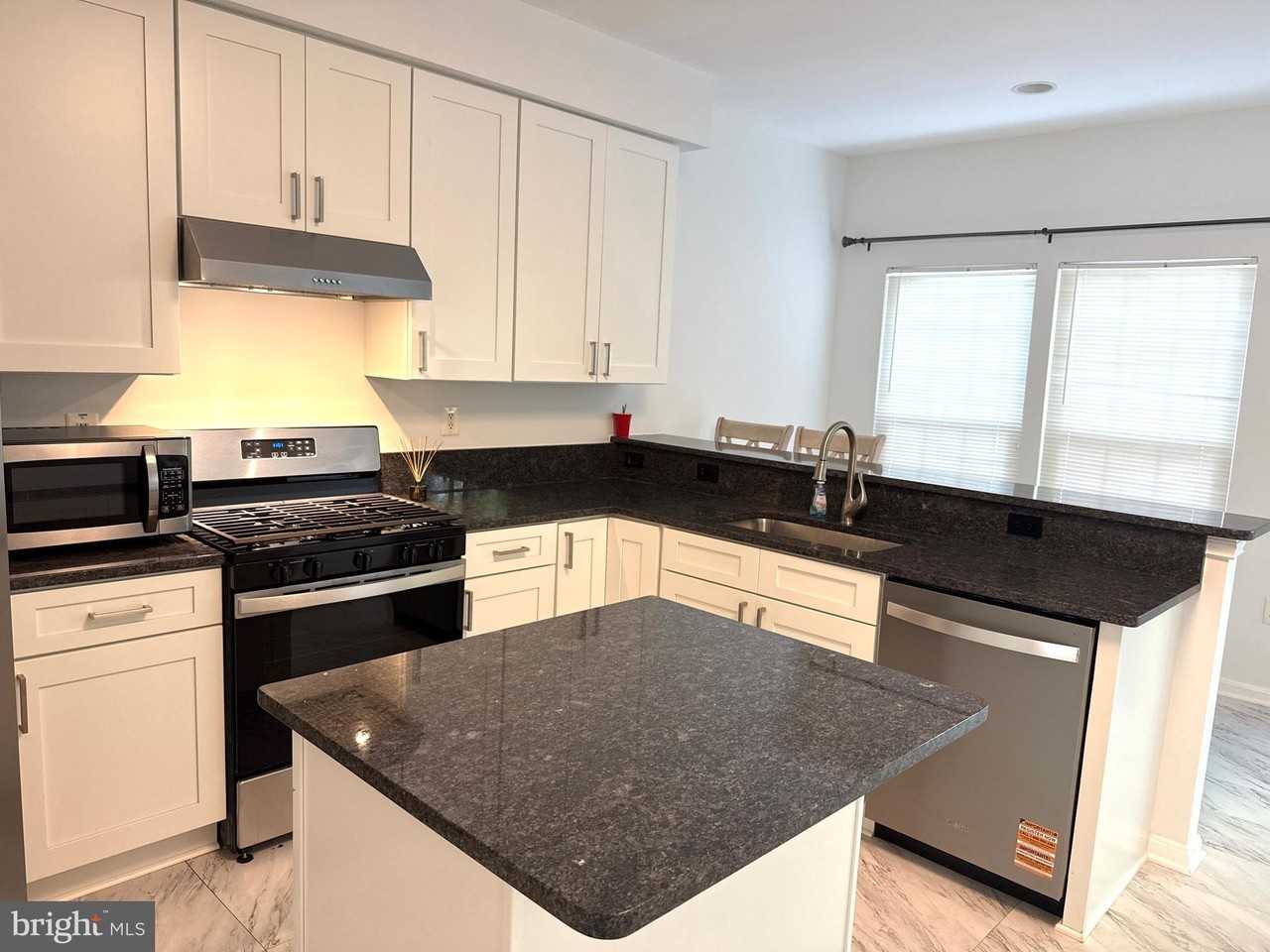 3969 Cressida Pl - Photo 7 of 25
