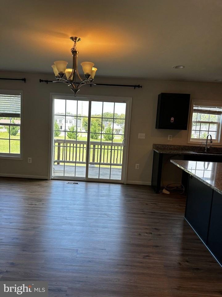 4203 Flanders Ct - Photo 4 of 49