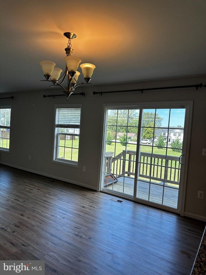 4203 Flanders Ct - Photo 5 of 49