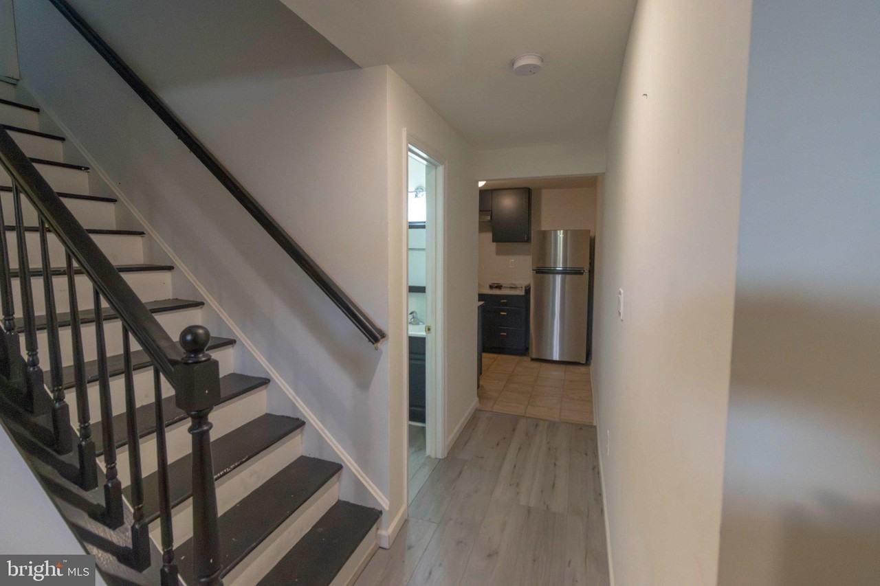 4 Fieldstone Ct #BS - Photo 5 of 18