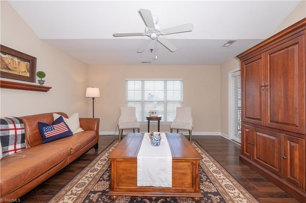 4757 Tatton Park Cir #3D - Photo 2 of 16