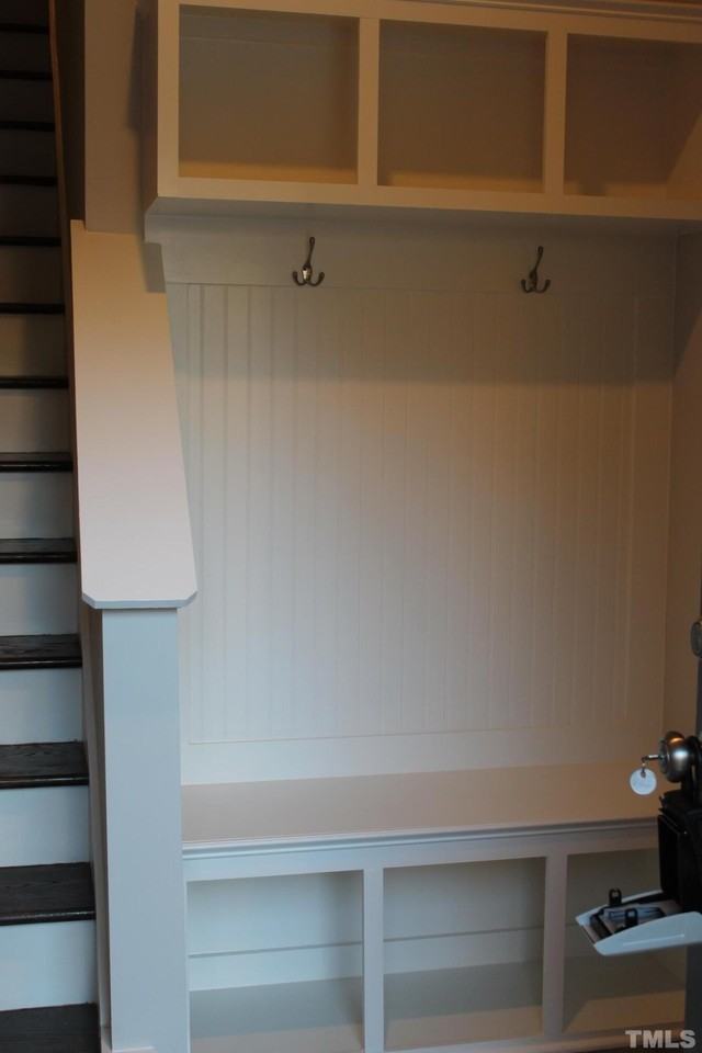 825 S Franklin St - Photo 2 of 20