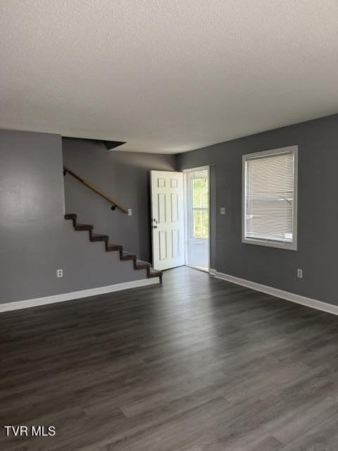 311 Redstone Dr #313 - Photo 4 of 35