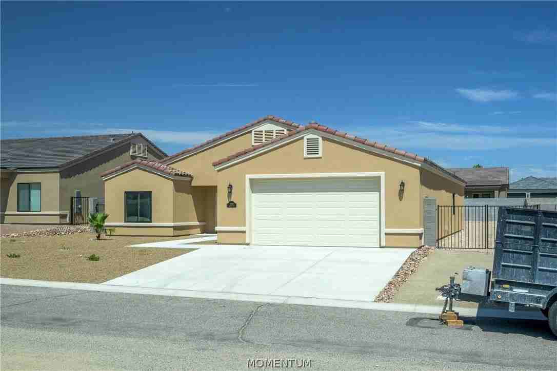 2213 E Hayden Way - Photo 2 of 31