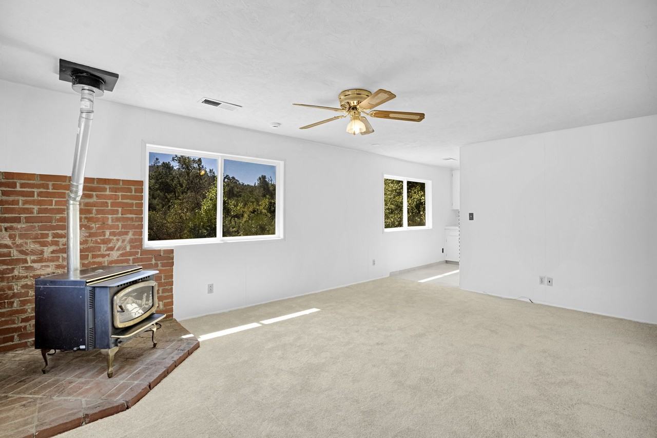 31638 Lodge RoadUnit B #1 - Photo 6 of 16