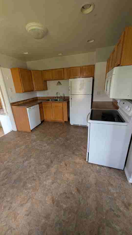 4019 W Saint Louis St #1 - Photo 4 of 10